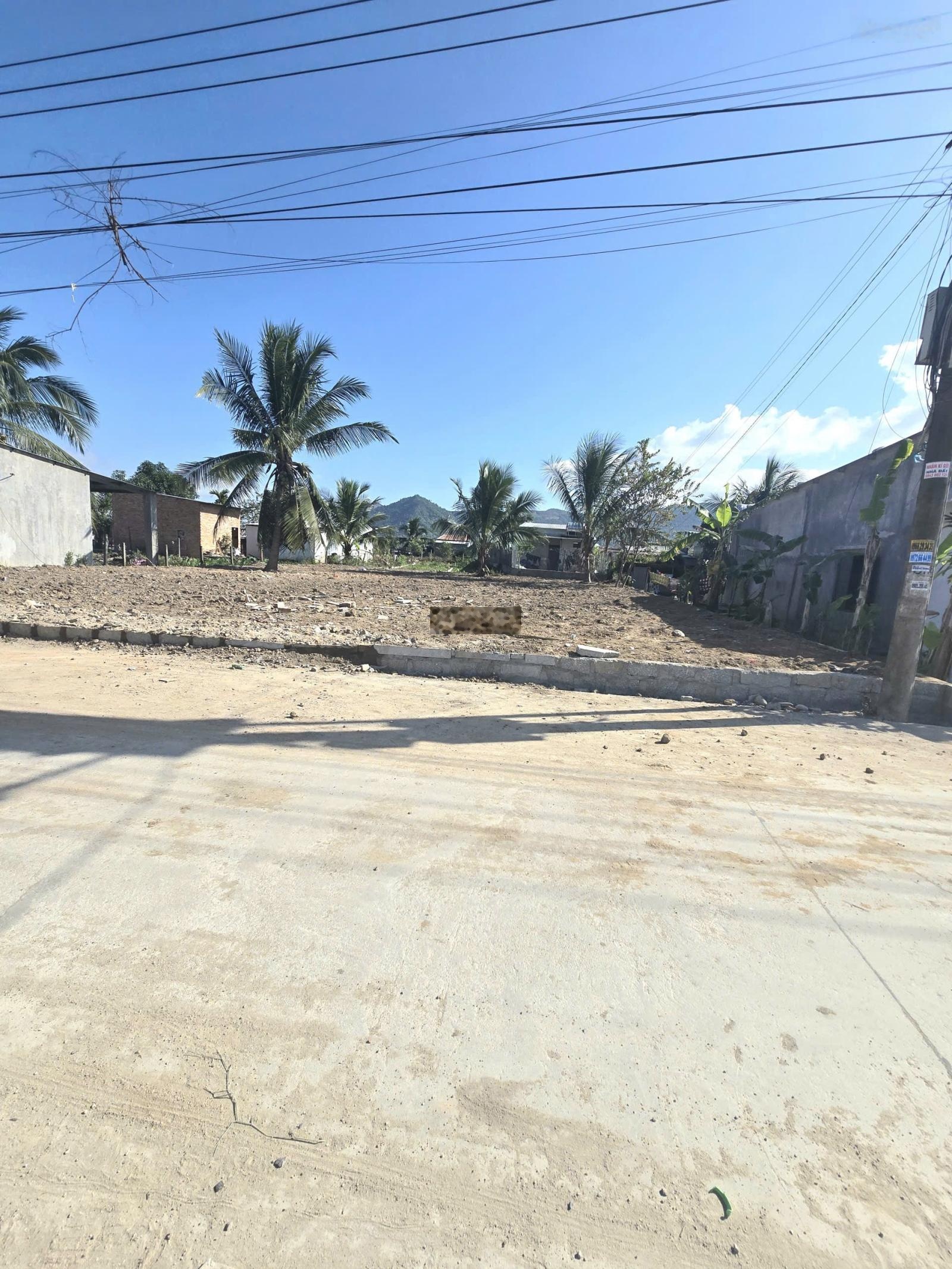 Bán đất mặt tiền đường Hòn Bà, Suối Cát, Cam Lâm