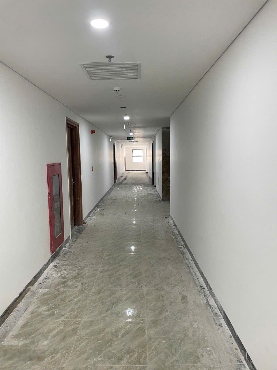 CHÍNH CHỦ CẦN BÁN CĂN GÓC 100M2 ( 3 phòng ngủ,2wc ) Full Nội Thất mặt đường Lương Khánh Thiện