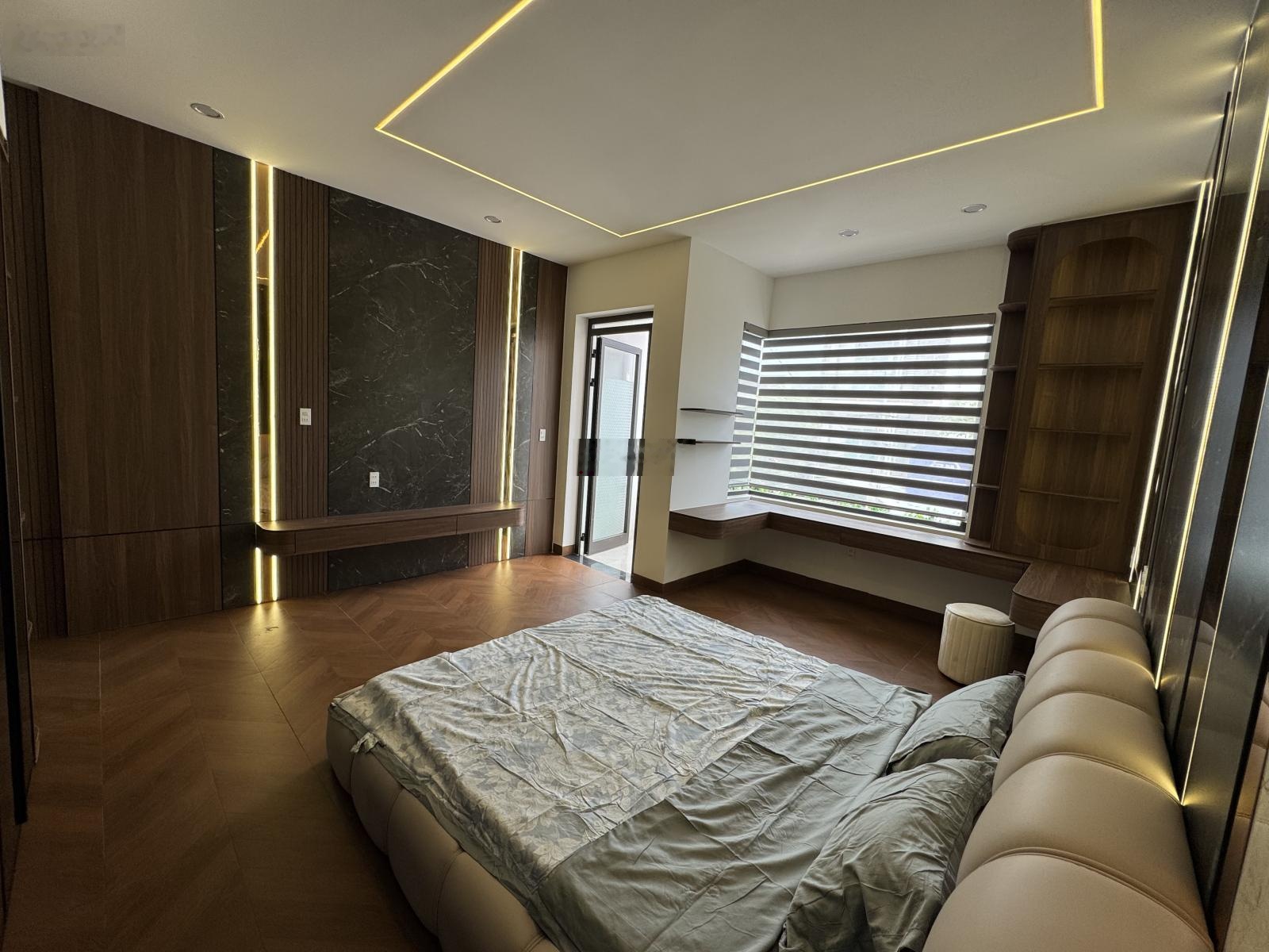 Độc quyền chủ gởi MT 7m5 vị trí vàng Hoà Xuân. 3 tầng 3 mê ~300m2 sử dụng không gian rộng và thoáng