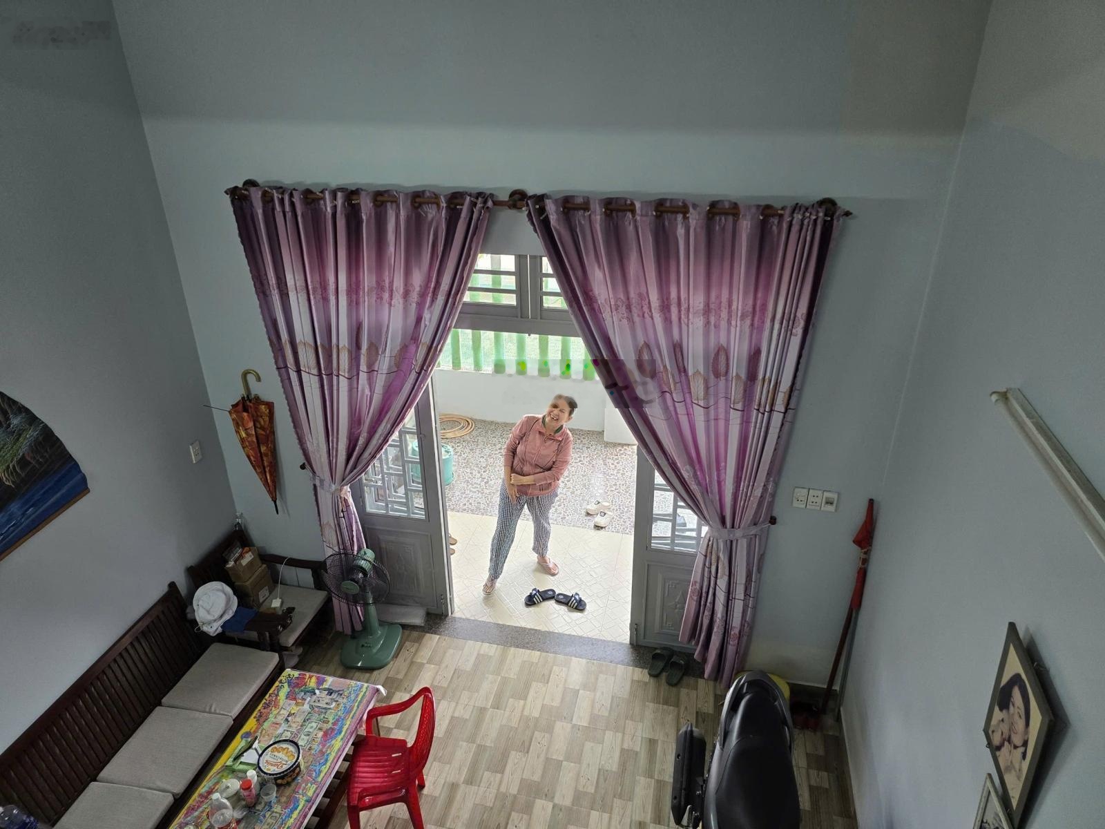 Bán Nhà riêng tại 28 Trung Hòa 5, 4,7 tỷ, 100m2, 3PN, 1WC, hướng Tây Bắc