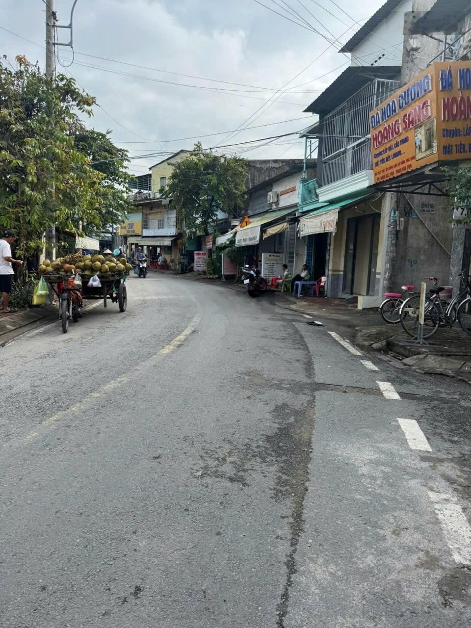 Lô đất thổ cư sổ riêng 50m2 Tân Chánh Hiệp q12 hẻm thông Trước sau