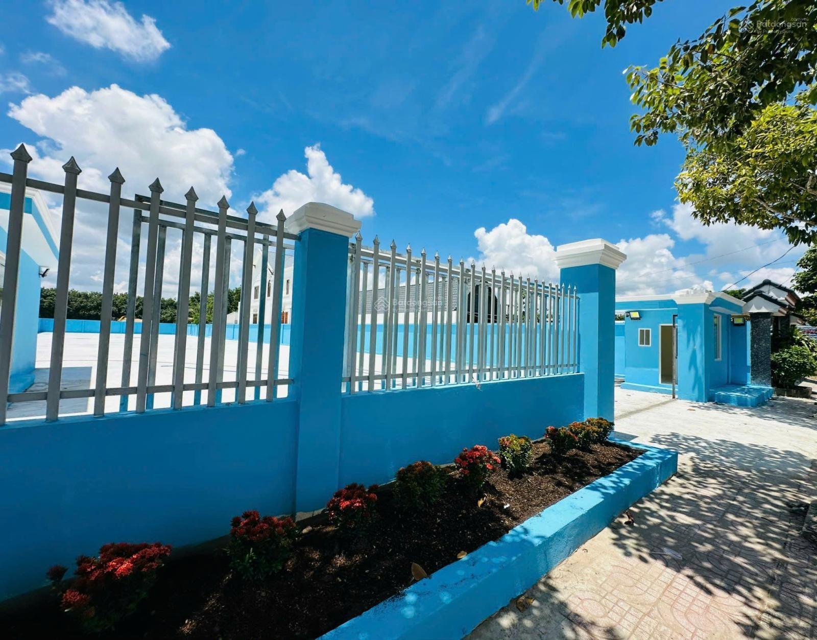 Tôi cần bán gấp nên giảm mạnh còn 25 tỷ cho lô đất ngay mặt tiền Hùng Vương đã có sẵn 600m2 thổ cư