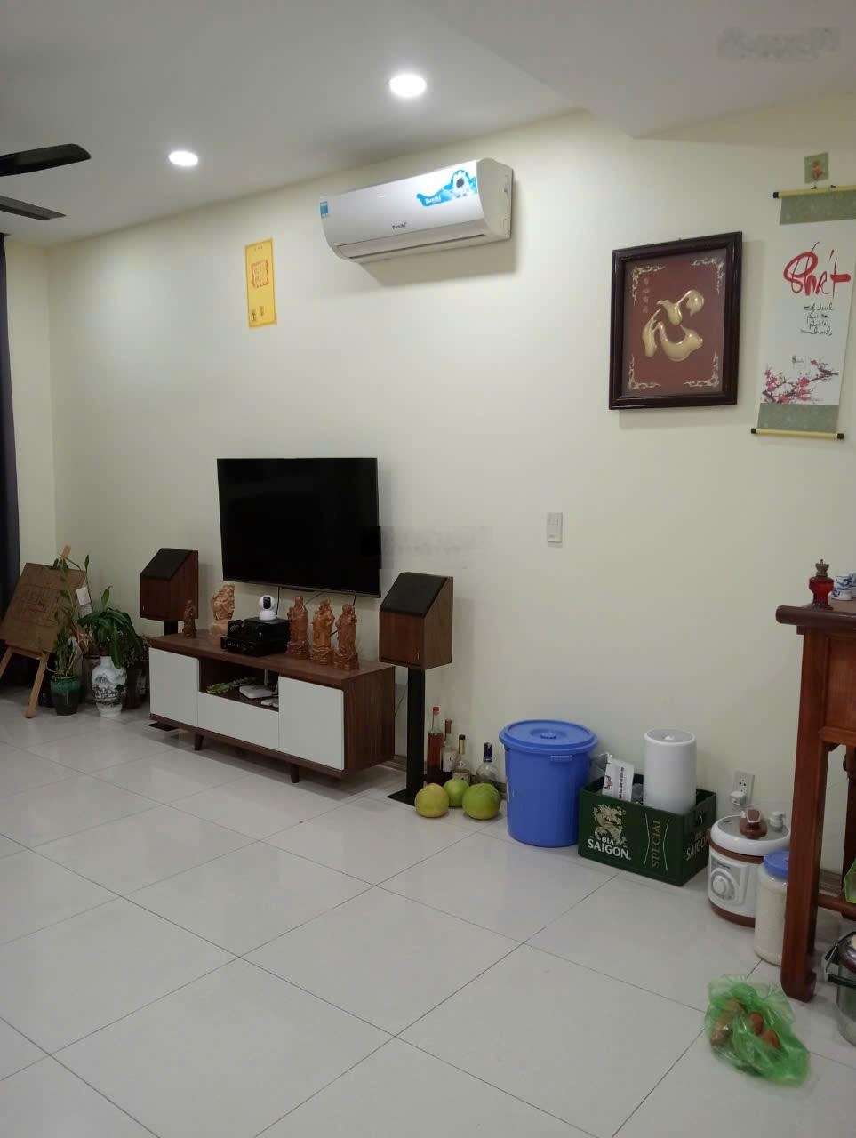 Bán CC Usilk City, giá siêu hời 6,1 tỷ, 94m2, 2PN, 2WC tại Tố Hữu, p La Khê, Q.Hà Đông