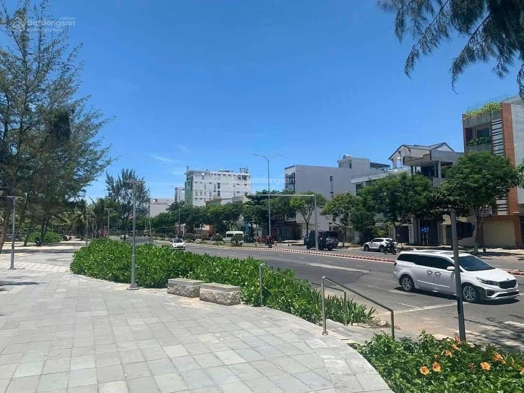 -BÁN CẶP ĐẤT VIEW BIỂN NGUYỄN TẤT THÀNH đoạn gần Công Viên ( đang cho thuê làm Gara ) P. Xuân H