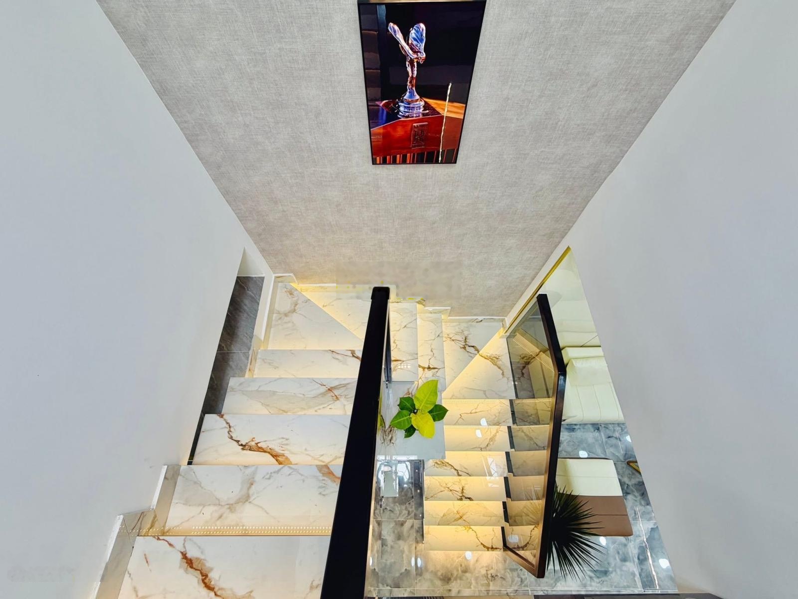 Bán nhà mới rẻ đẹp full nội thất Bùi quang là phường 12 Gò Vấp