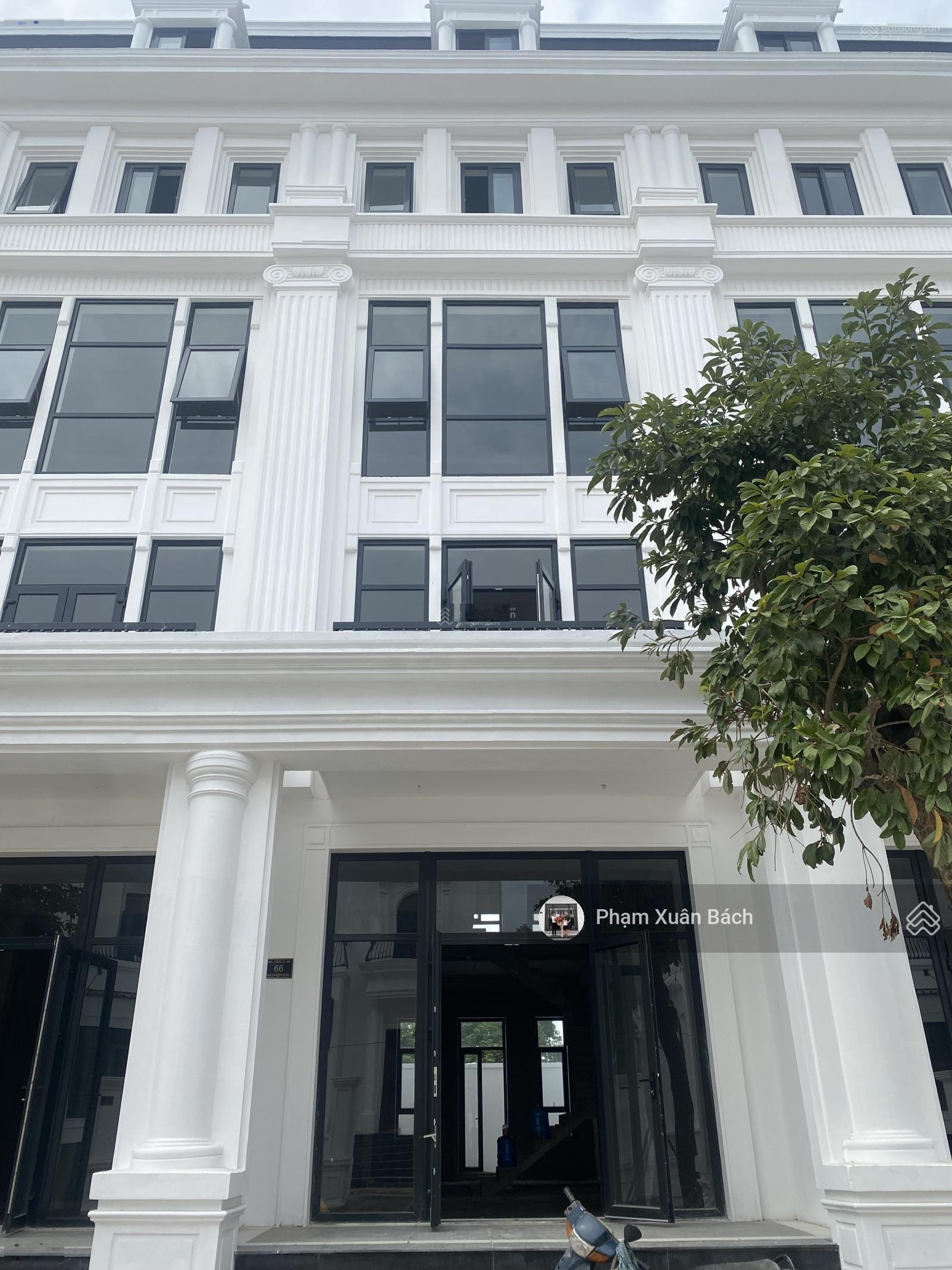 Rẻ nhất TT bán căn Louis 8, DT đất 132,5m2, DTXD 600m2, hướng Nam, đường trước nhà 24m, 0982801765