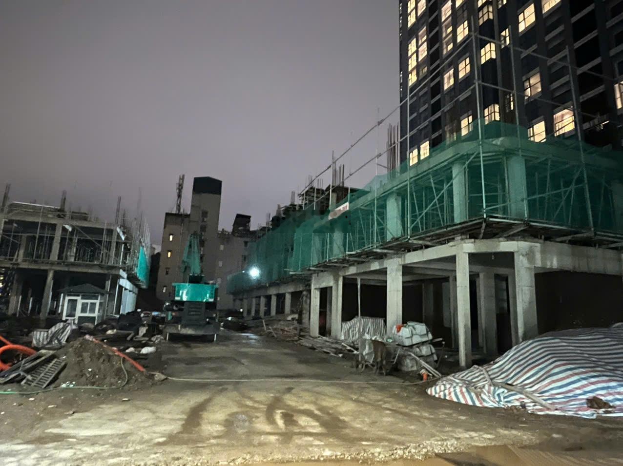 Siêu hiếm bán căn liền kề trung tâm Láng Hạ Ba Đình diện tích 70m2-90m2-100m2. Liên hệ 0822238686