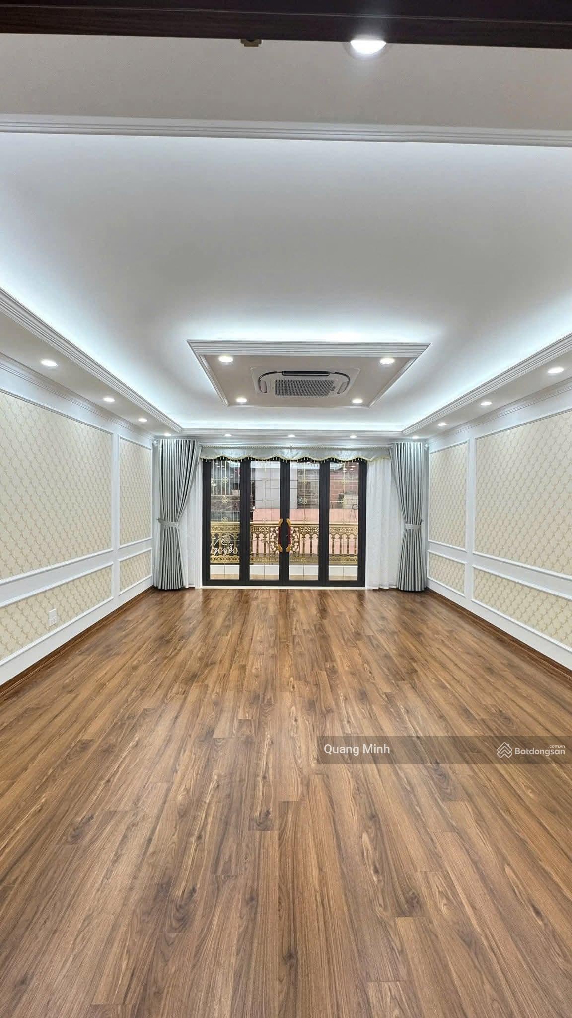 Cho thuê nhà số 20A ngõ 37 trần kim xuyến.DT: 90m2 X 7T. MT: 6m Đường 2 ô tô tránh nhau