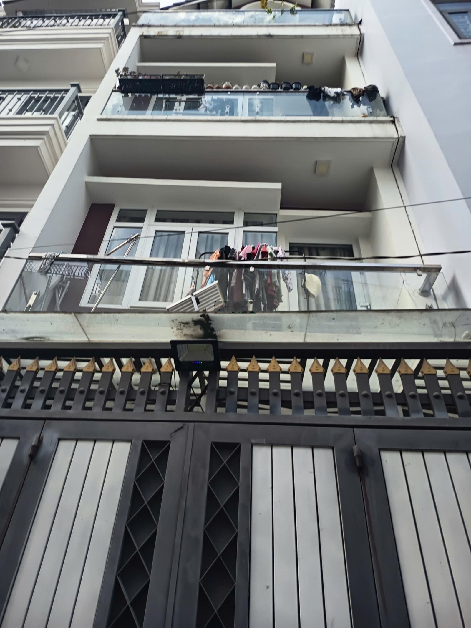 Nhà đẹp khu hiếm nhà bán - hẻm xe hơi - dt 4m x 16m - 4 tầng - dương quảng hàm phường 6 gò vấp