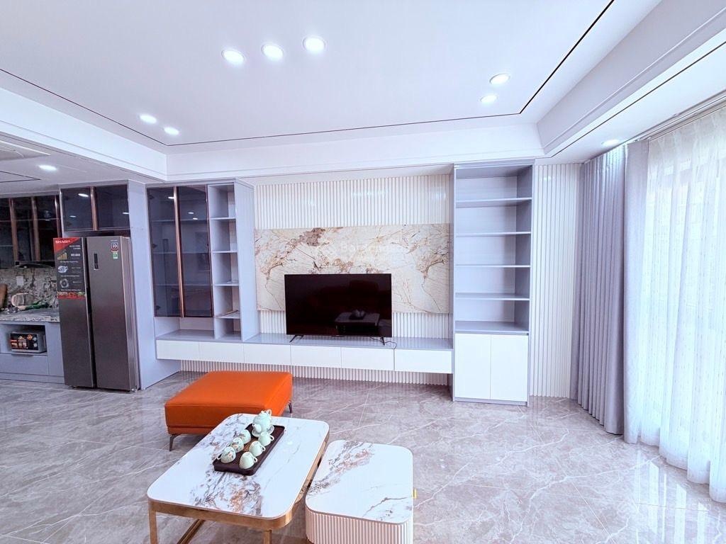 Bán nhà phố trạm, long biên 60m2 8t 19.5 tỷ. nhà đẹp thiết kế hiện đại, kinh doanh văn phòng.