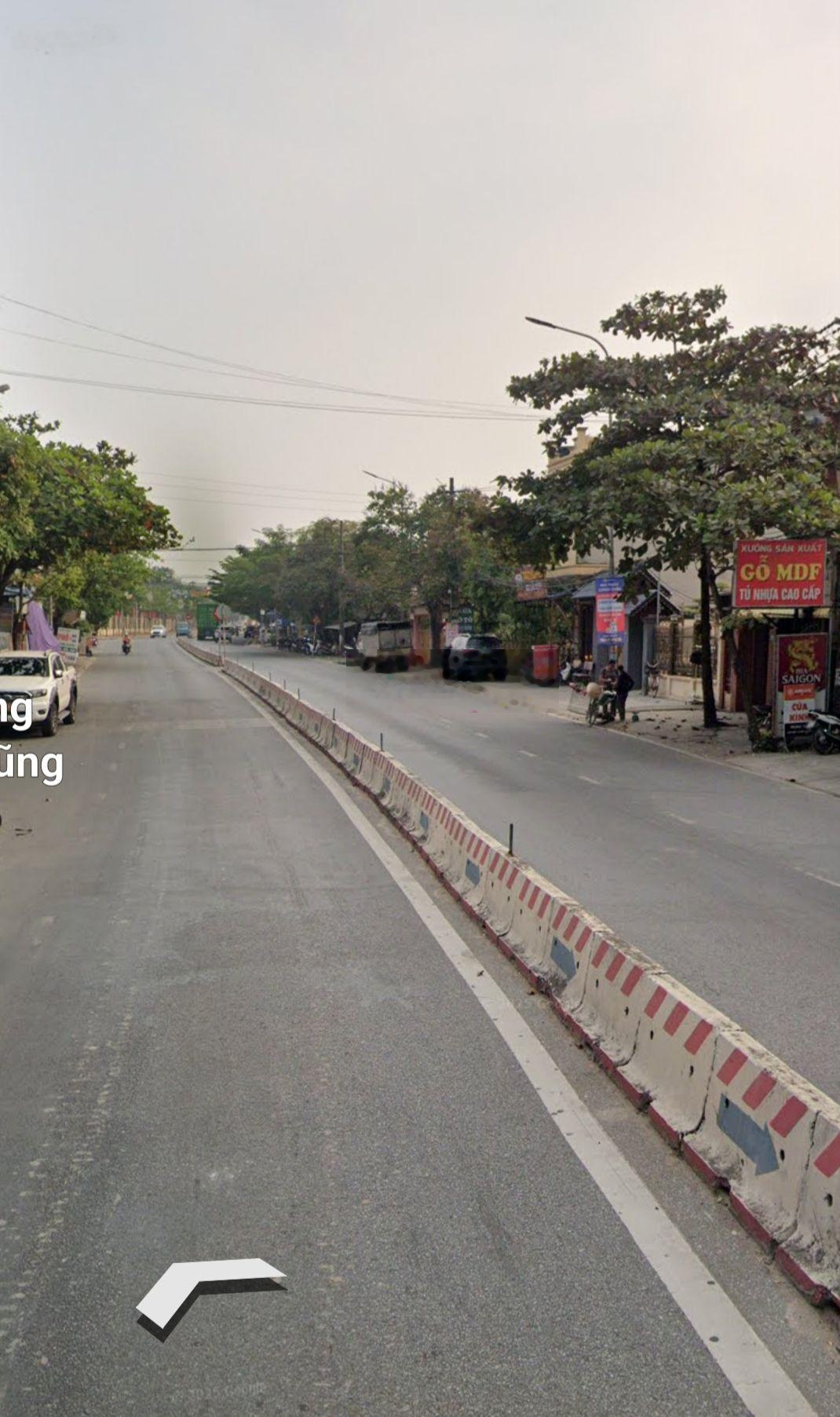 Đất đường Vàng, chợ Chùa 90m2, đường rộng 18m, giá 900tr còn thương lượng