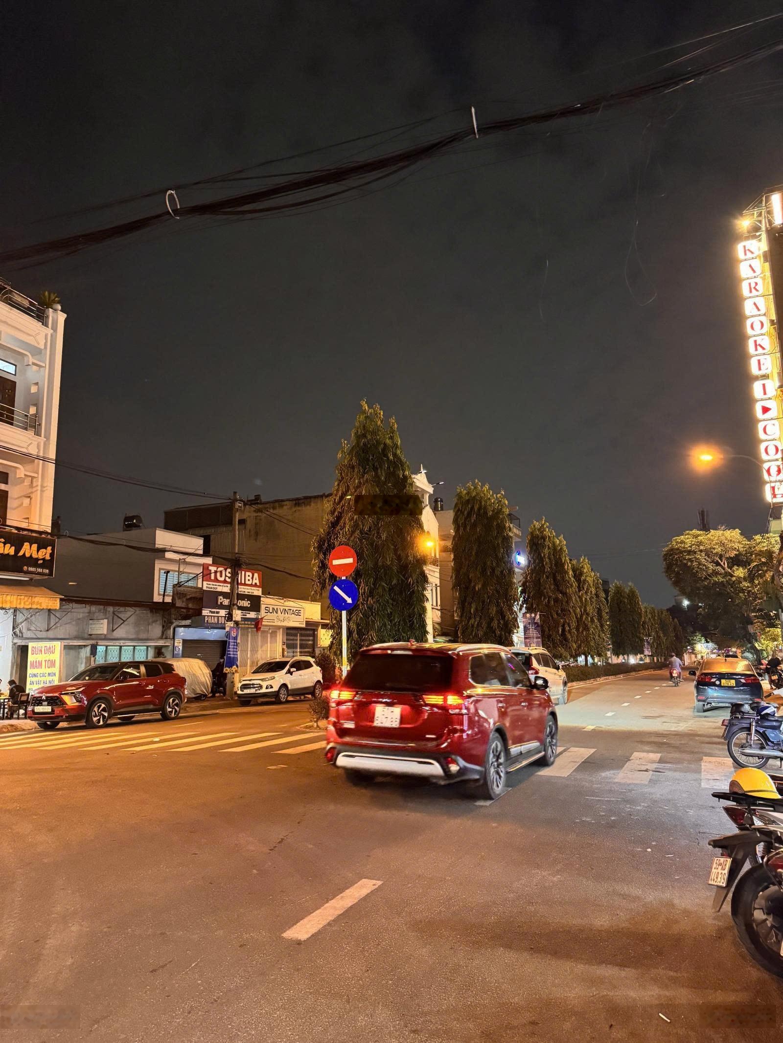 Mặt tiền kinh doanh đường Đại Lộ 2 Phước Bình, Q.9 - Tiện xây mới 1 trệt 6 lầu + tum - Giá 12,5 tỷ