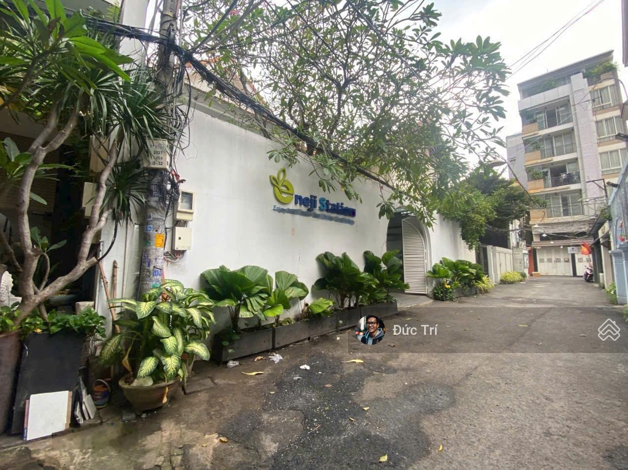 Hạ giá 4 tỷ bán gắp nhà HXH Võ Thị Sáu, Tân Định Q1 DT 7,3m x 15m nhà 3 tầng giá chỉ 24 tỷ TL