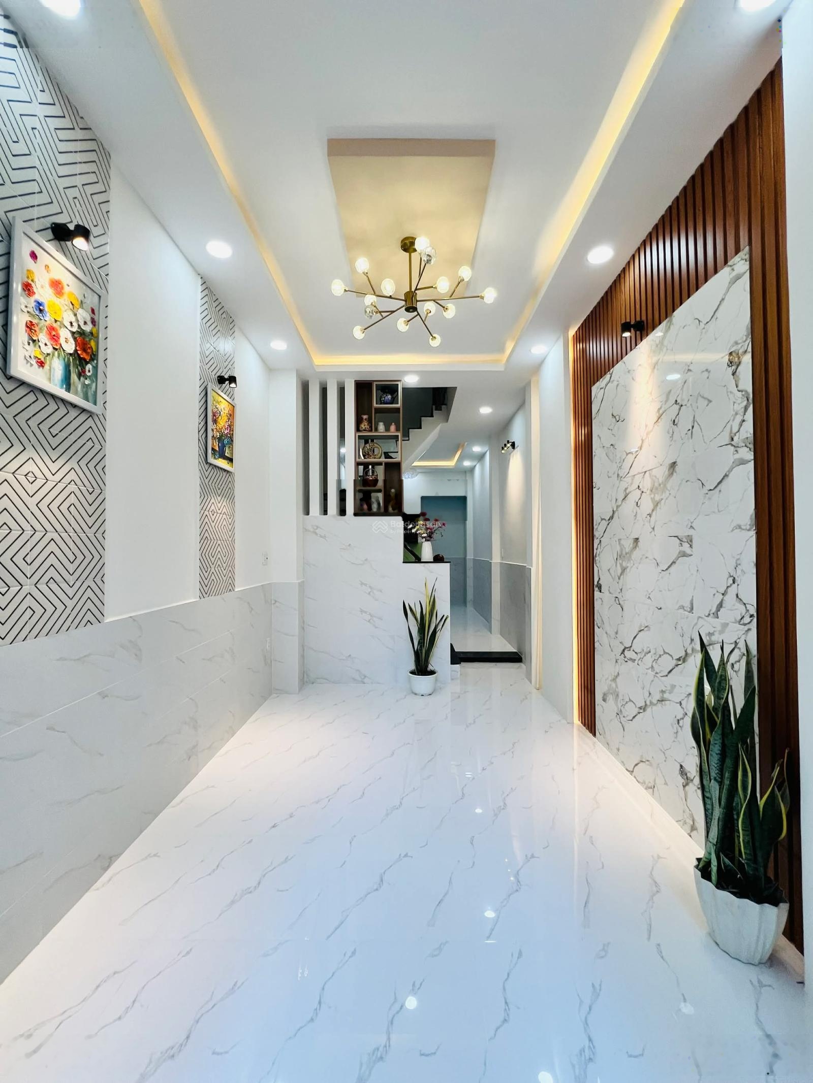 Hàng nóng - 5.38 tỷ siêu phẩm 4 tầng hẽm xe hơi 6m mễ cốc gần chùa quan âm