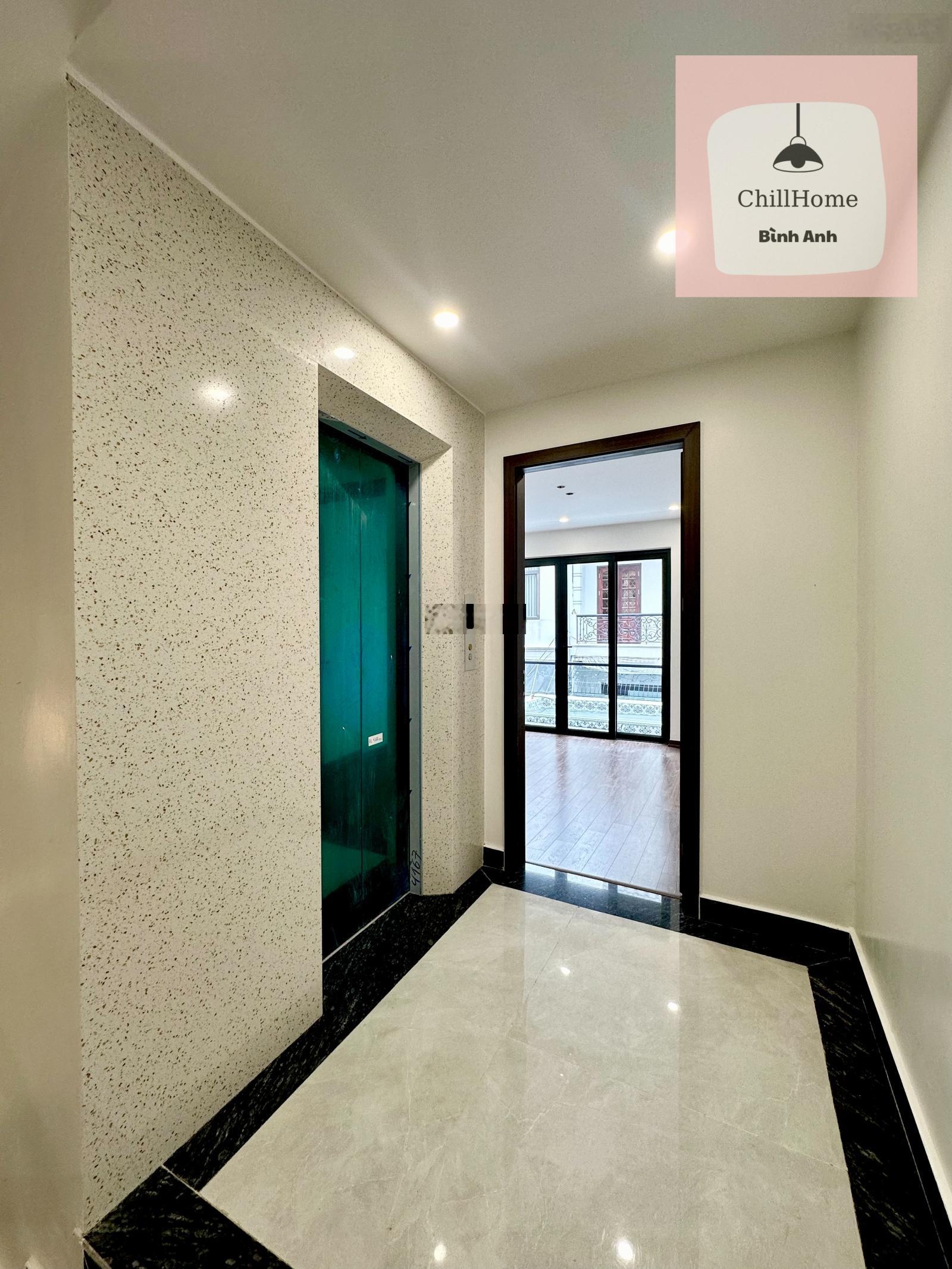 Nhà đẹp khu Hồ Sen - Nguyễn Công Trứ - Có thang máy - Gara oto