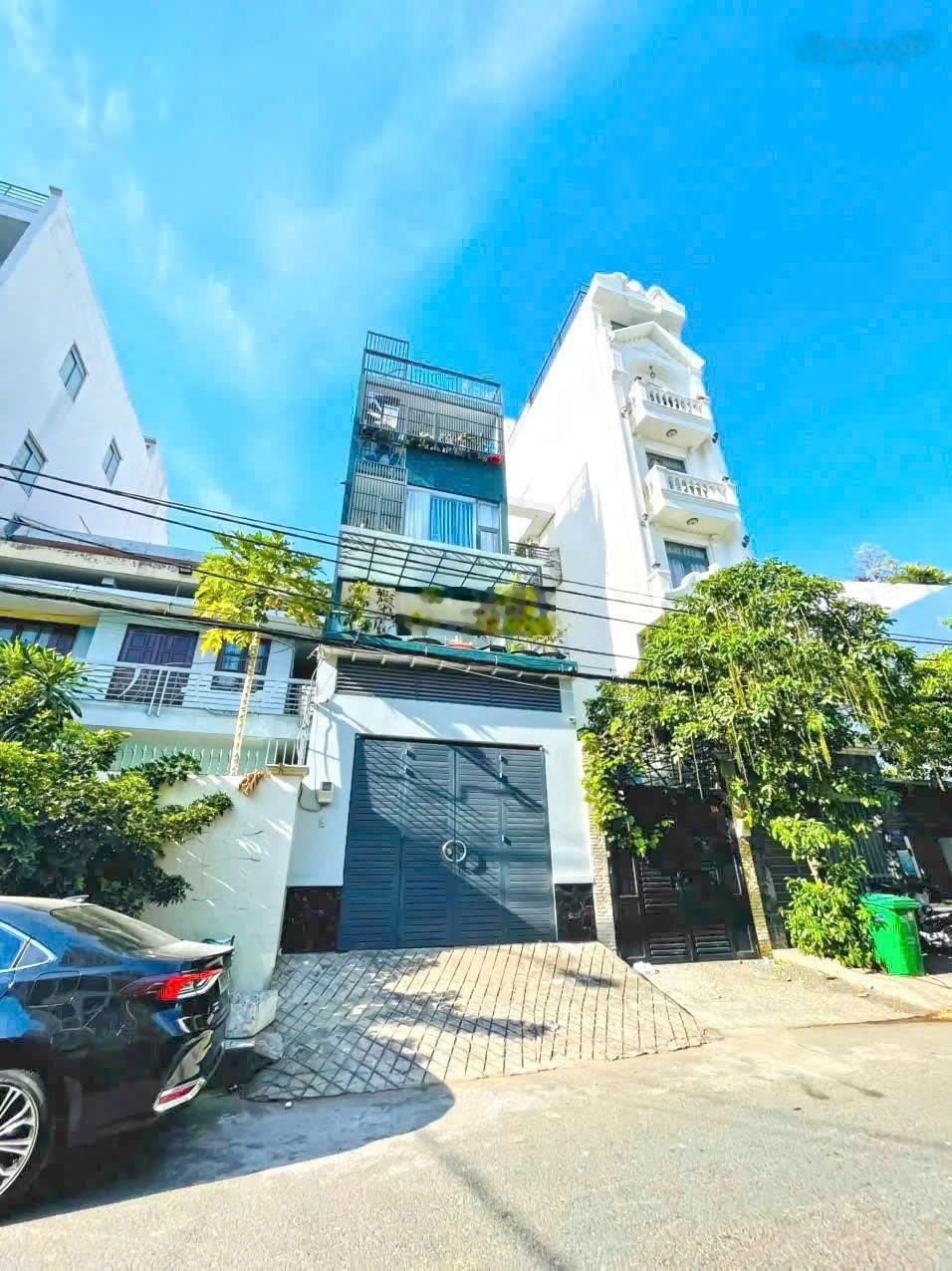 Bán nhà 4,5x13m giá 12,6 tỷ P. Tân Quy Quận 7