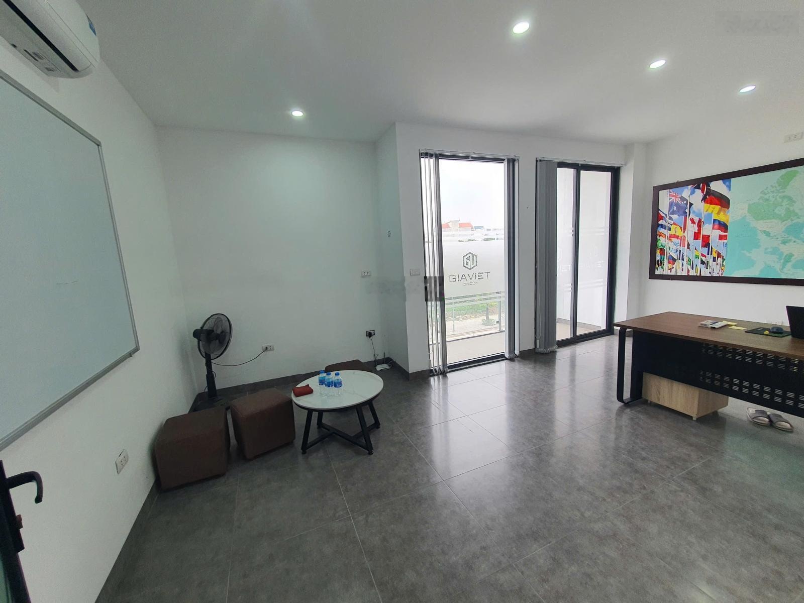 Cho thuê văn phòng Văn Phú, 25m2, phù hợp làm văn phòng đại diện