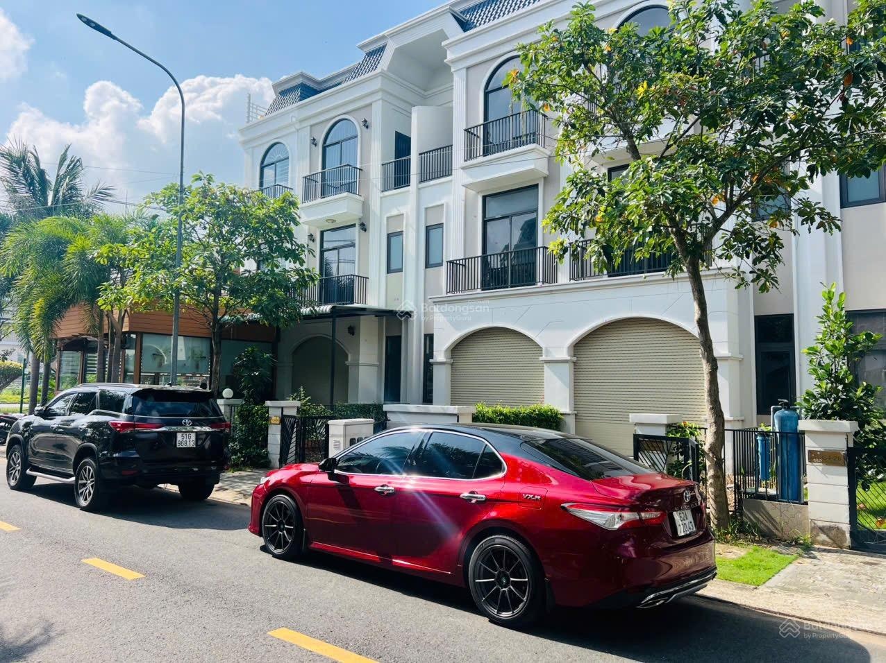 Cần tiền bán nhanh căn nhà ngay trung tâm gần Aeon Mall