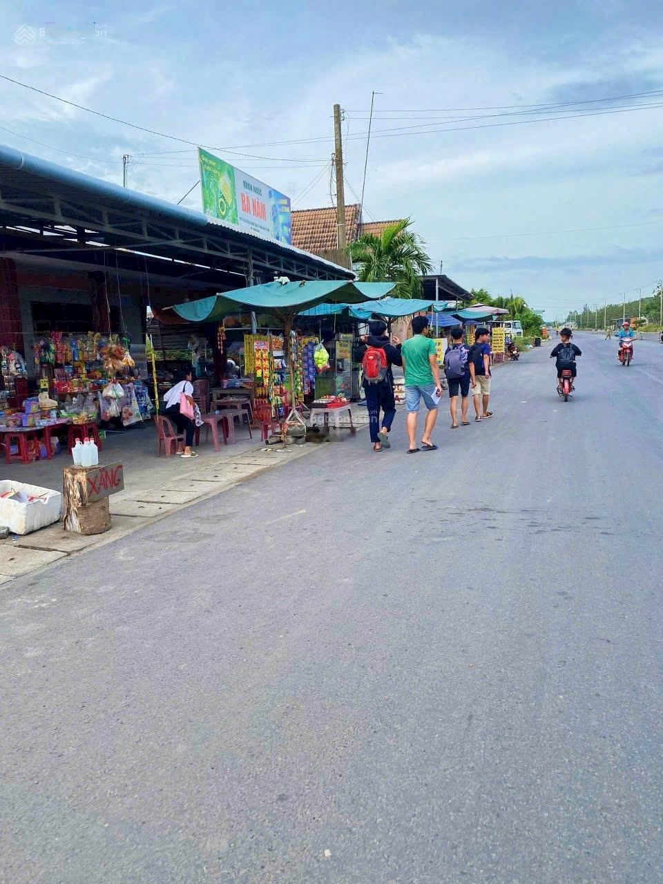 Bán 194,8m (9,5x20,9m) full thổ cư đất vuông vức Giá 680tr Lộc Hưng Trảng Bàng Tây Ninh Giá 680Tr