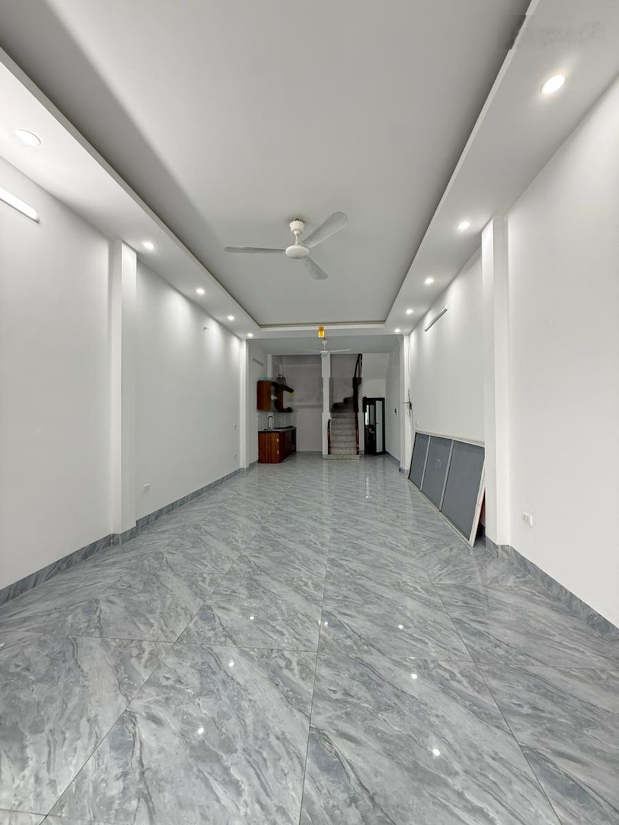 Khu đất dịch vụ 2, P Đồng Mai, Hà Đông, DT 50m2, 5T MT 4m, đường rộng oto tránh, ô chờ thang máy