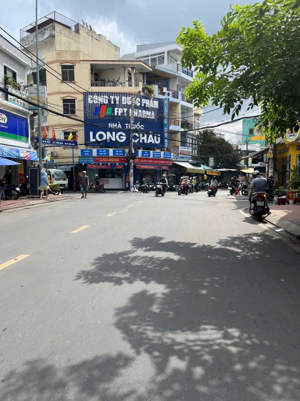 Bán Nhà Hẻm Xe Tải Đường Bùi Đình Tuý Phường 12 Bình Thạnh 4,5x18m 1 trệt 3 Lầu ST 4PN 4WC