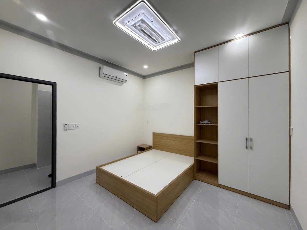 2.5 tỷ/ Bán nhà 1 trệt 1 lầu gần đường Cách Mạng Tháng 8 Tp.Thuận An. Gần nhà thờ Lái Thiêu