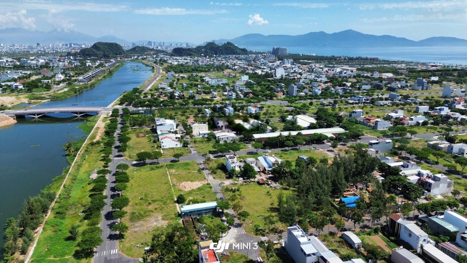 Bán đất đường 7m5 Thép Mới sát sông Cổ Cò, đối diện công viên khu biển Tân Trà - Giá TỐT