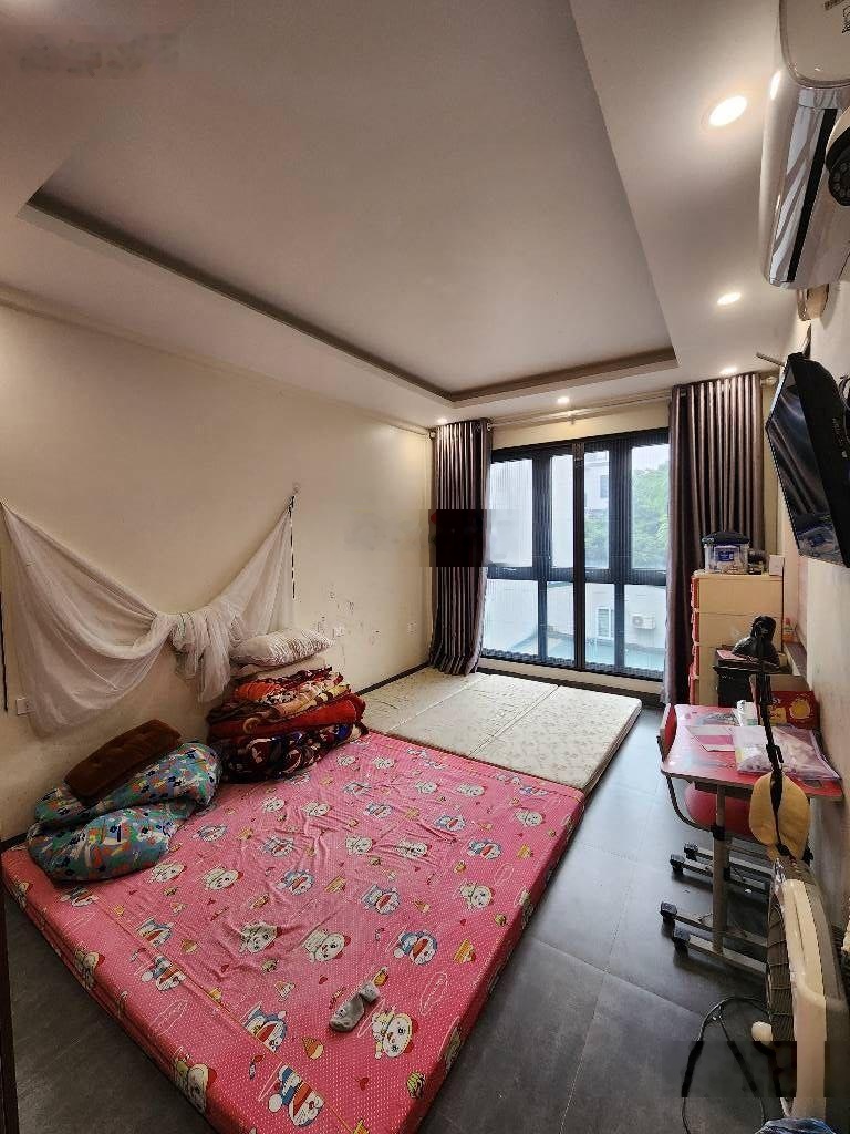 Chủ cần tiền gửi bán nhanh nhà Ngọc Thụy vị trí đẹp trung tâm Ngọc Thụy, giao thông thuận tiện