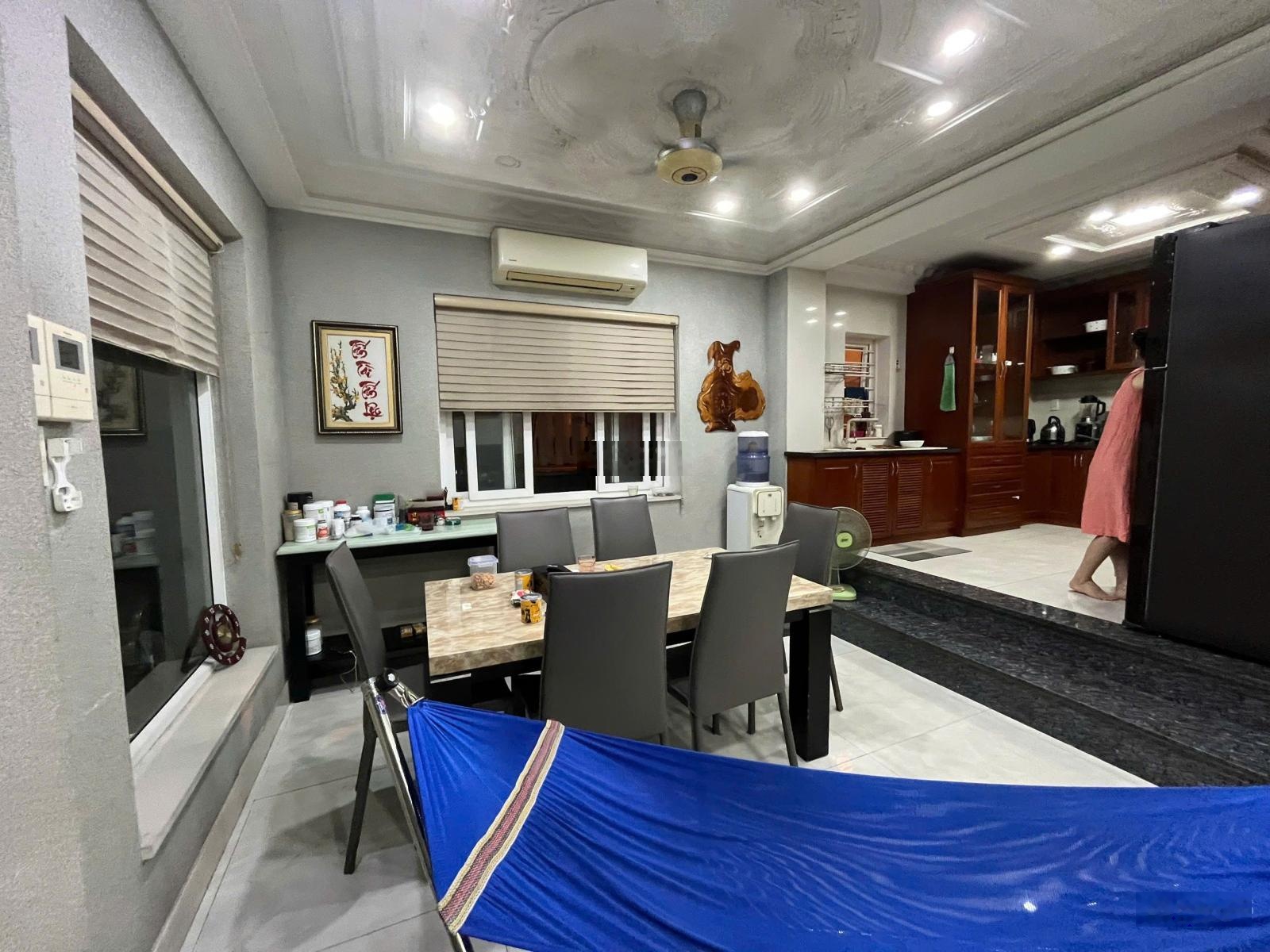 Bán Villa Trường Sa 154.8m² 4 tầng - 45 tỷ - biệt thự view sông mặt tiền bình thạnh