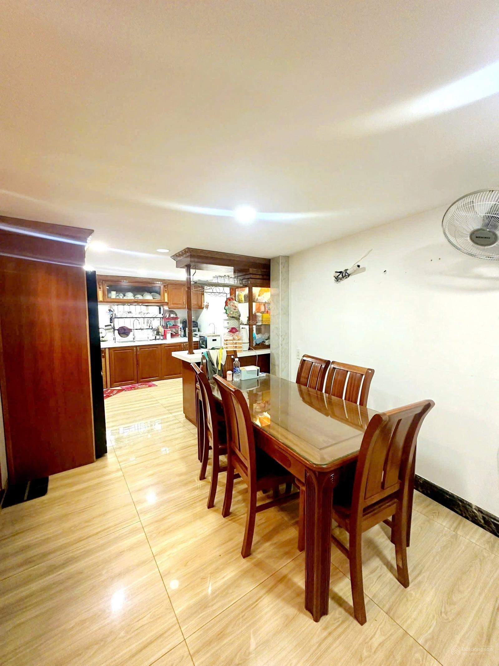 Mình bán nhà đẹp, giá rẻ, đường trường chinh, q.tân bình, chỉ 8.9 tỷ alo nhân 0966481314