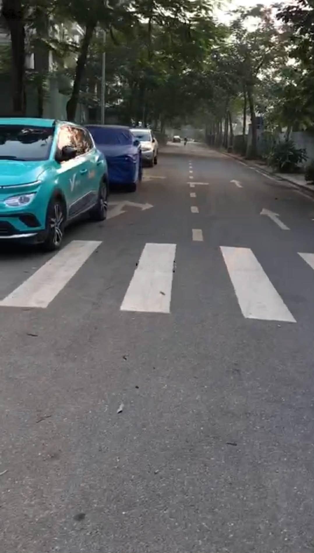 Bán nhà khu phân Lô X2B Yên Sở- Tam Trinh, Wieu Hồ ô tô qua nhà Thoải mái giá 17.5 tỷ!