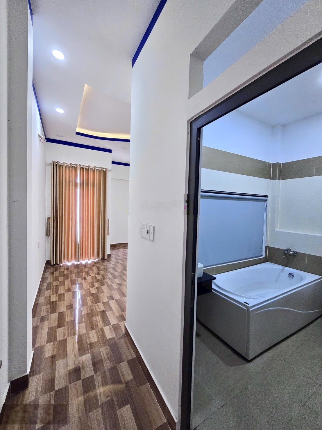 Chủ gởi bán nhà 1t2l đường oto kdc vip cổng sau cty pouchen thuộc p. hoá an. giá chỉ 4,1 tỷ