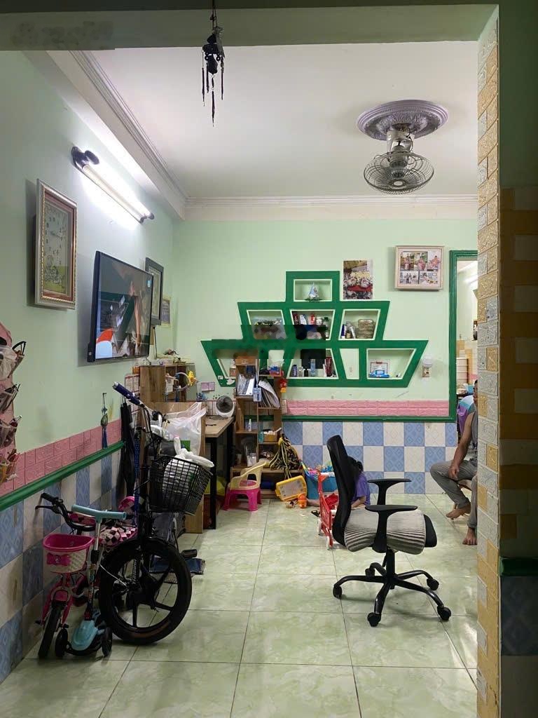 Cần bán gấp nhà 02 tầng - chính chủ hoàn công đủ 4x11m