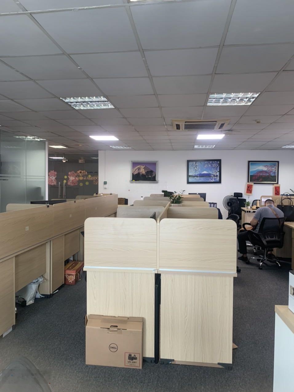 Cho thuê văn phòng phố Nguyễn Văn Huyên, Cầu Giấy 100m2, 200m2, 300m2, 600m2. Giá 120 nghìn/m2/th