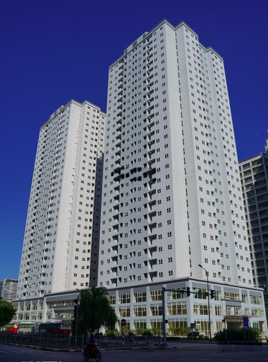 Em cập nhật những căn hộ đang giao bán từ chủ nhà tòa 30T1 và 30T2 Nam Trung Yên. Giá chỉ từ 85tr/m