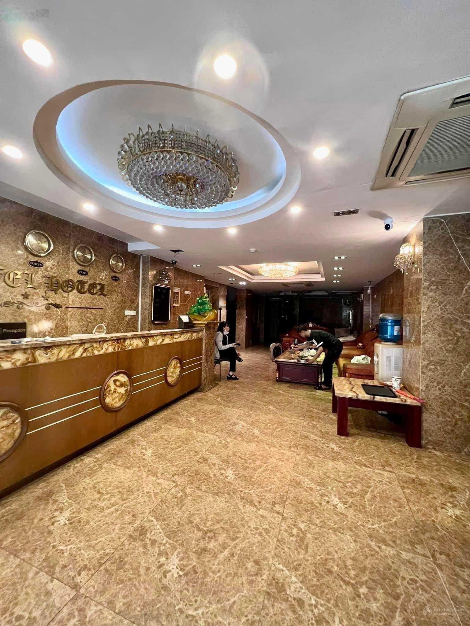 Tòa nhà mặt phố Bùi Thị Xuân, 77m2 xây 7 tầng thang máy, giá 46,2 tỷ