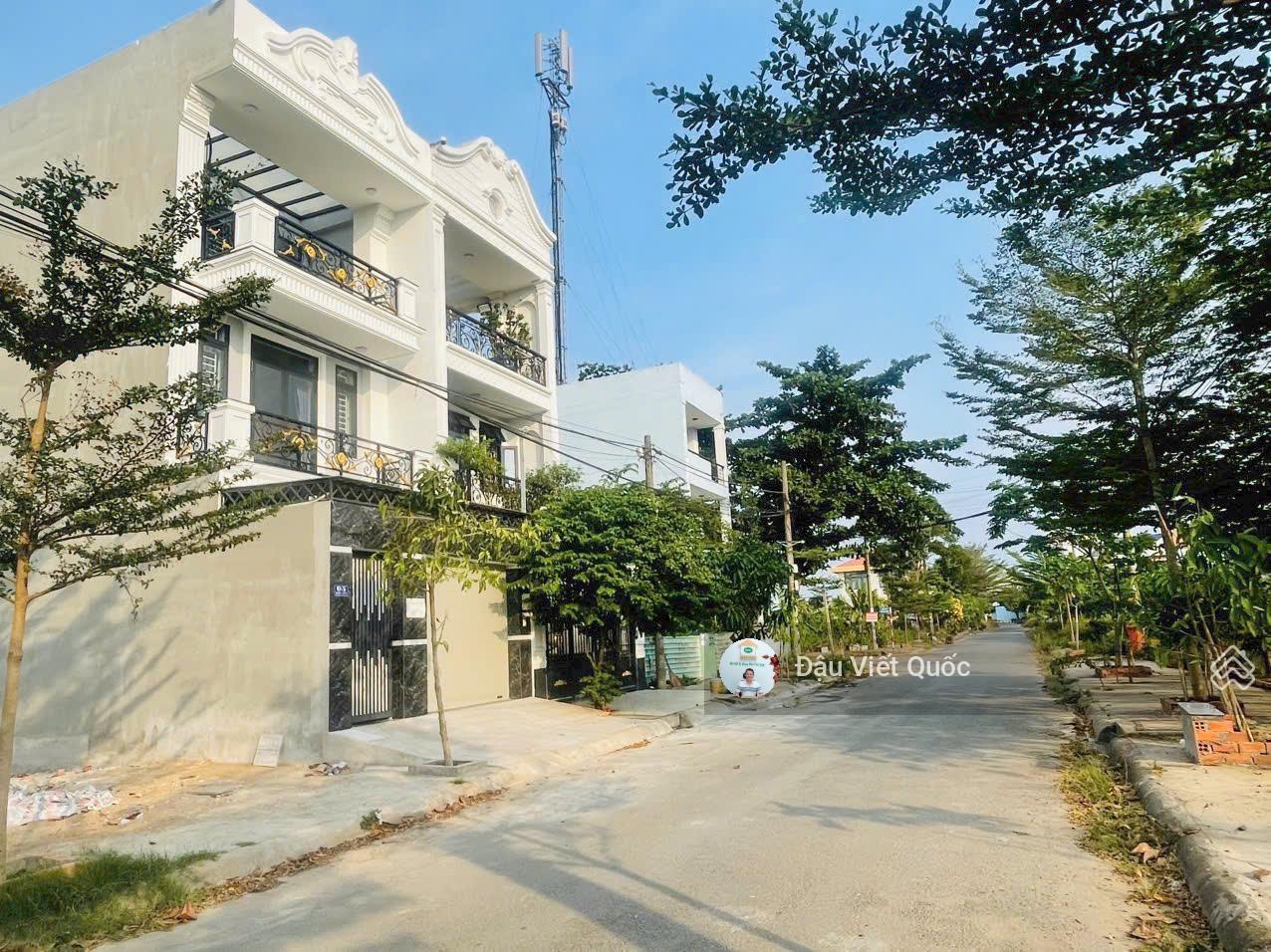 Bán nhanh nền biệt thự 200m2, dự án Đông Dương, Q 9, vị trí đẹp, LH 0914920202