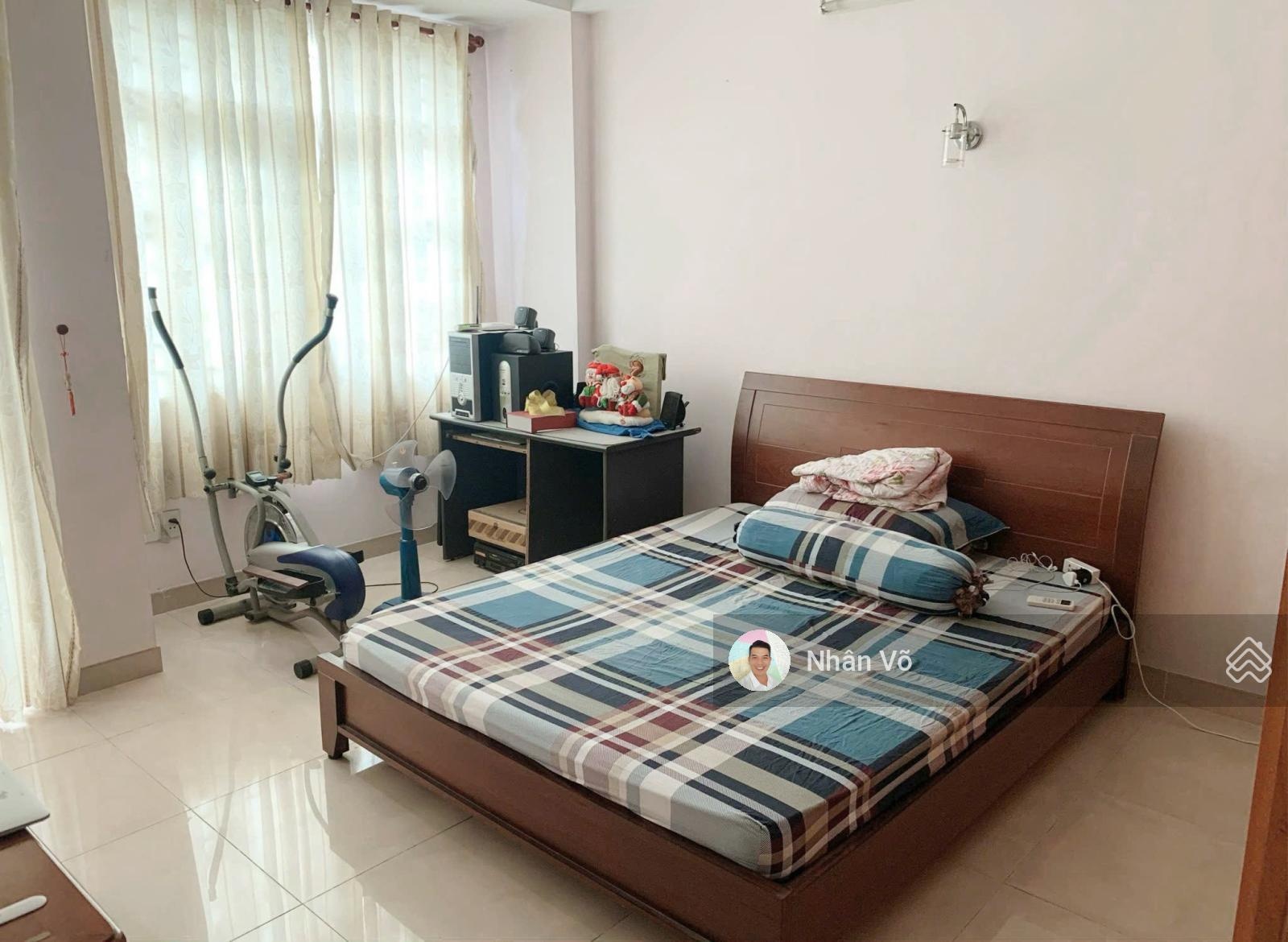 Bán nhà hẻm 84 Tân Sơn Nhì. DT 4mx12.5m, 2 lầu. Giá 8.4 tỷ TL