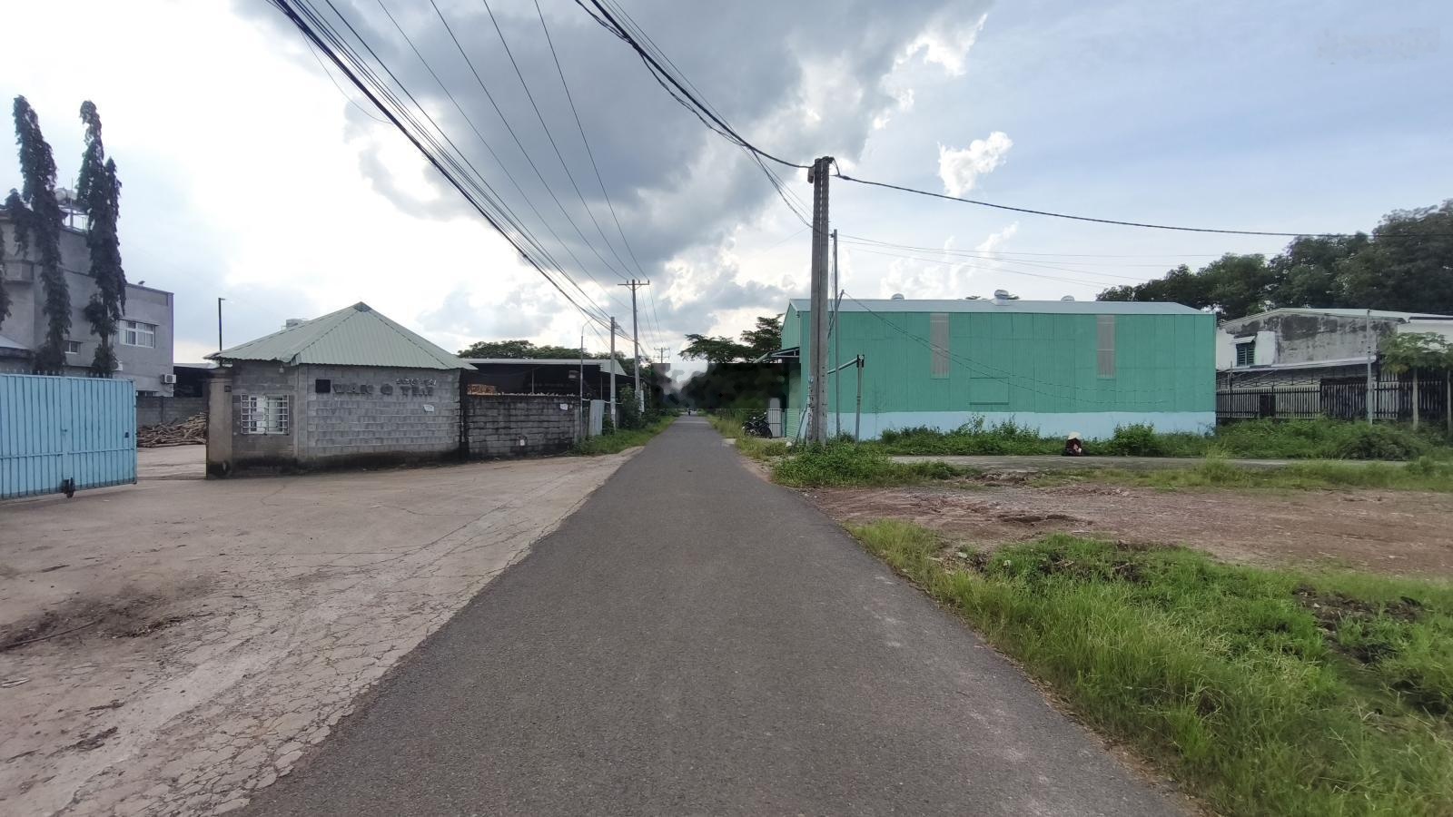 Bán Kho, nhà xưởng tại Đường Tây Hòa 5, Trảng Bom, 2,15 tỷ, 112,3m2, giá cực chất