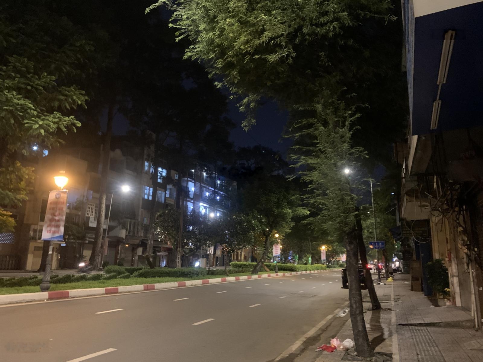 Nhà 3 lầu mặt tiền Hồng Bàng Q5, diện tích 106m2 bề ngang 9m, căn góc, 2 Thoáng, SHR, chỉ 29 tỷ