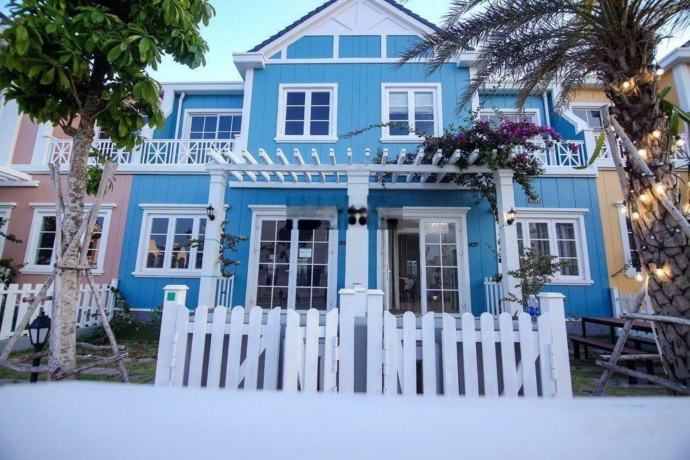 Cắt lỗ sâu căn BTSL 10x20 golf. Nhà sẵn giá bán 8.8 tỷ bao chi phí sang tên LH 0931832038