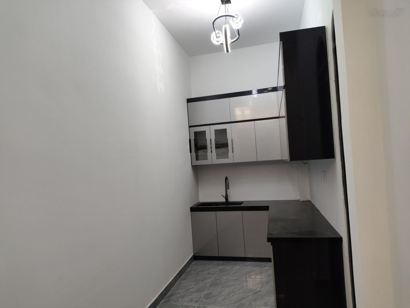 Giá 6,52 tỷ. Căn Nhà góc thoáng. Mặt tiền rộng gần 6m. DT 65m2. Thiết kế 2 Tầng Trệt, 2 Lầu, 3PN