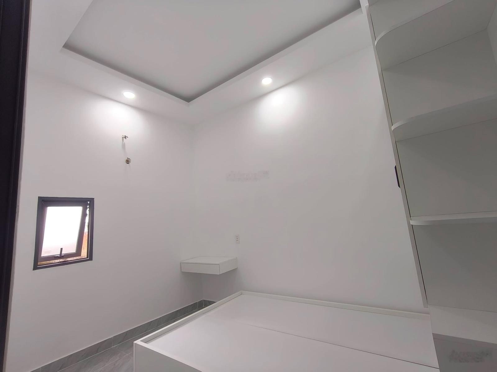 Nhà nhỏ phước long a, gần ga metro số 1, 3,8x9m, 1 trệt 1 lầu, shr hoàn công đầy đủ chỉ 4 tỷ