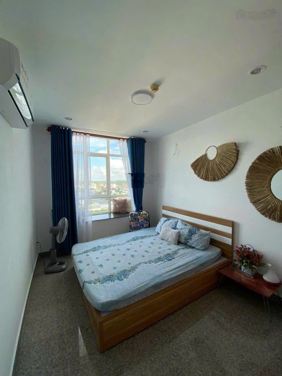 Bán căn hộ chung cư Tây Nguyên Plaza block N tầng 11 3PN full nội thất cao cấp