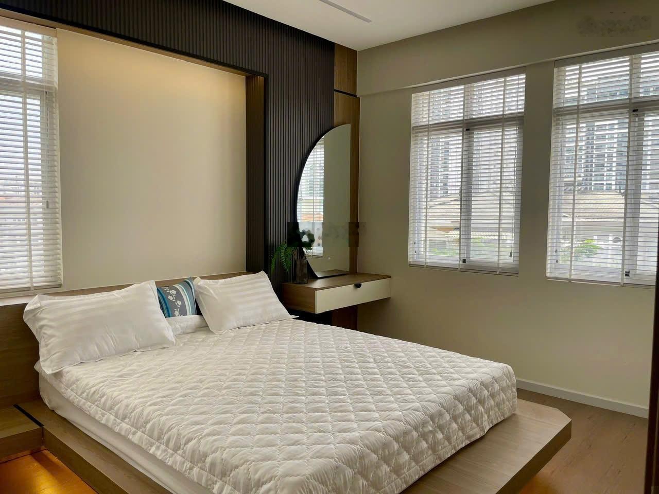 Bán căn hộ Scenic Valley 1 giá: 6,6tỷ, 77m2, 2PN2WC, view đẹp.Căn góc full nt lh: 0911209922 Em Hào