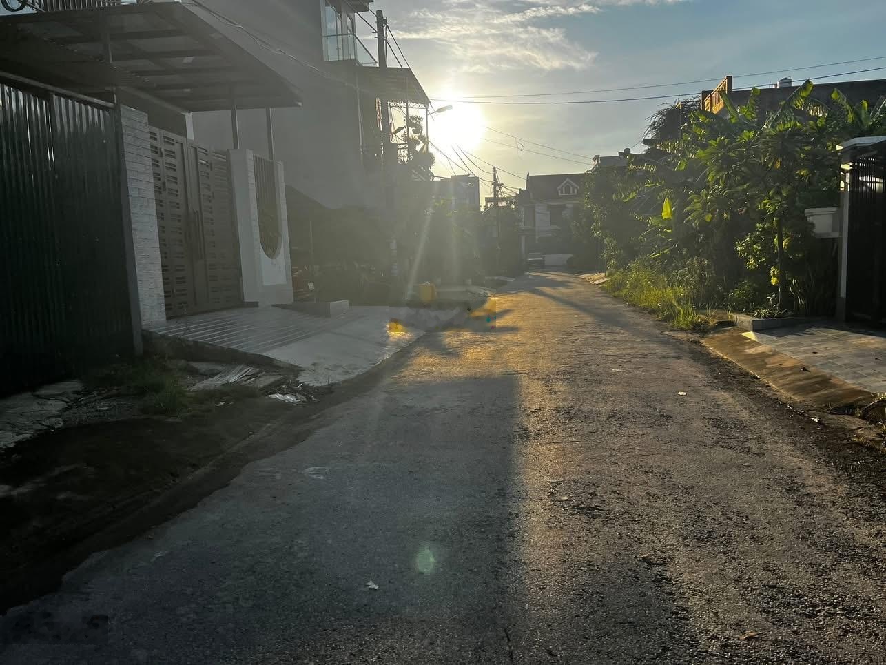 Lô đất 92,5m2 rẻ nhất tại chung cư tổ 6 Thị Trấn An Dương