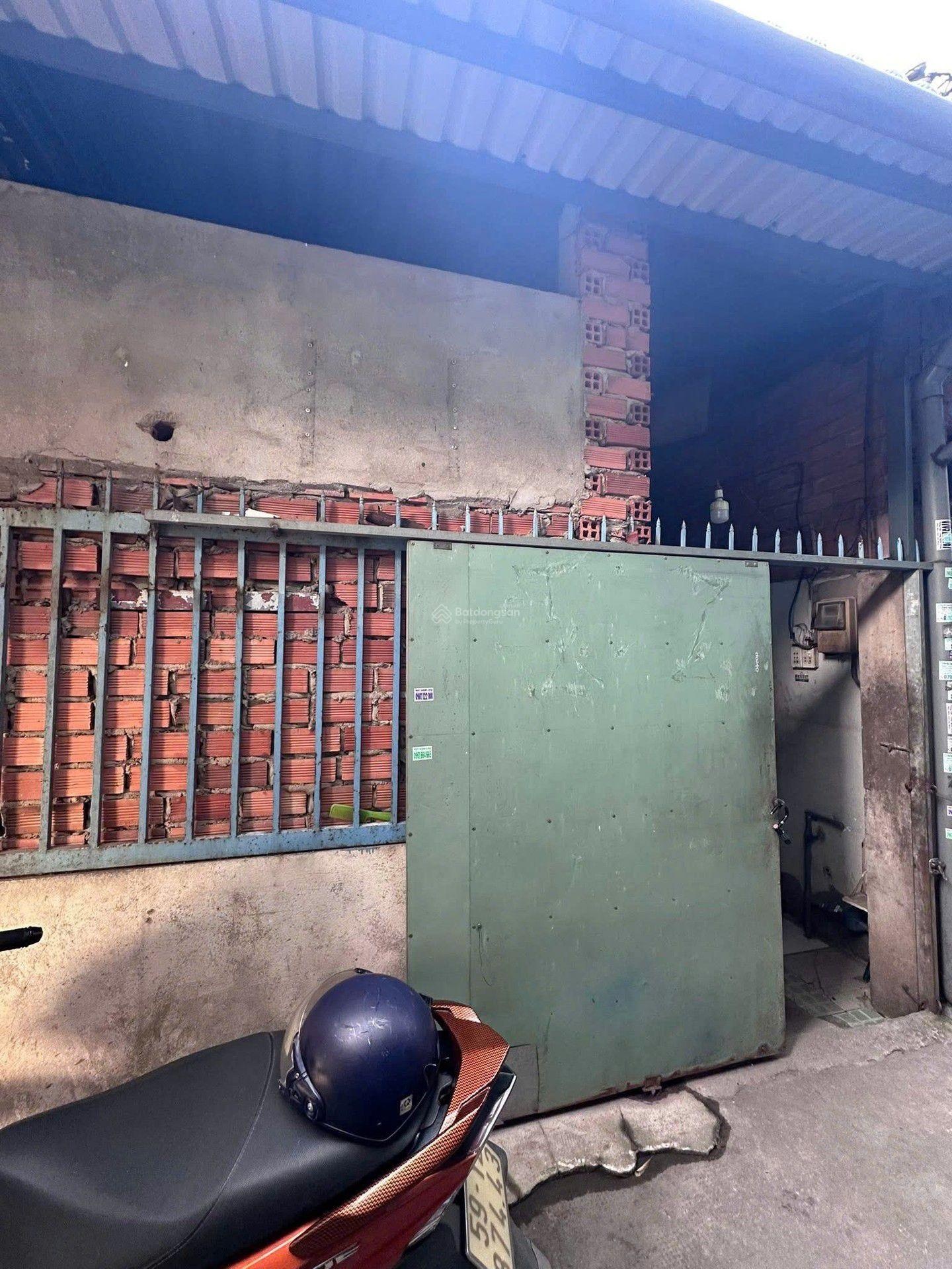 Nhà cấp 4 - lưu hữu phước 2pn shr