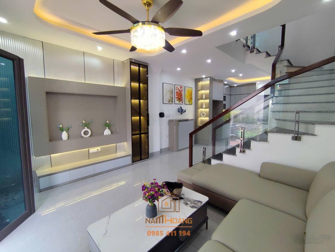 (Ảnh thật 100%) Nhà Bình Minh,Thanh Oai vuông vắn full nội thất như ảnh, ôtô đỗ sát nhà~45m2x4Tx4PN