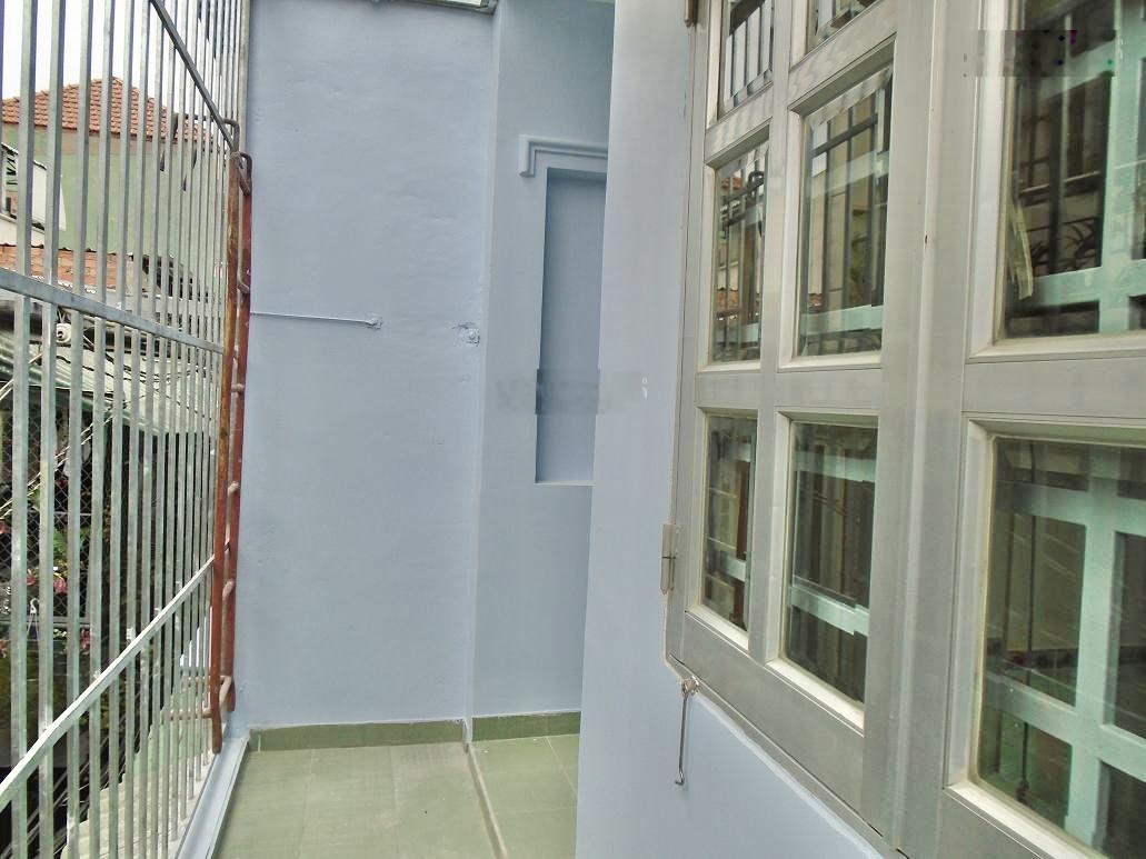 Phòng trọ 20m2 ngay cầu TÂN THUẬN 2 - Q7, gần ĐH Tài Chính Marketing.