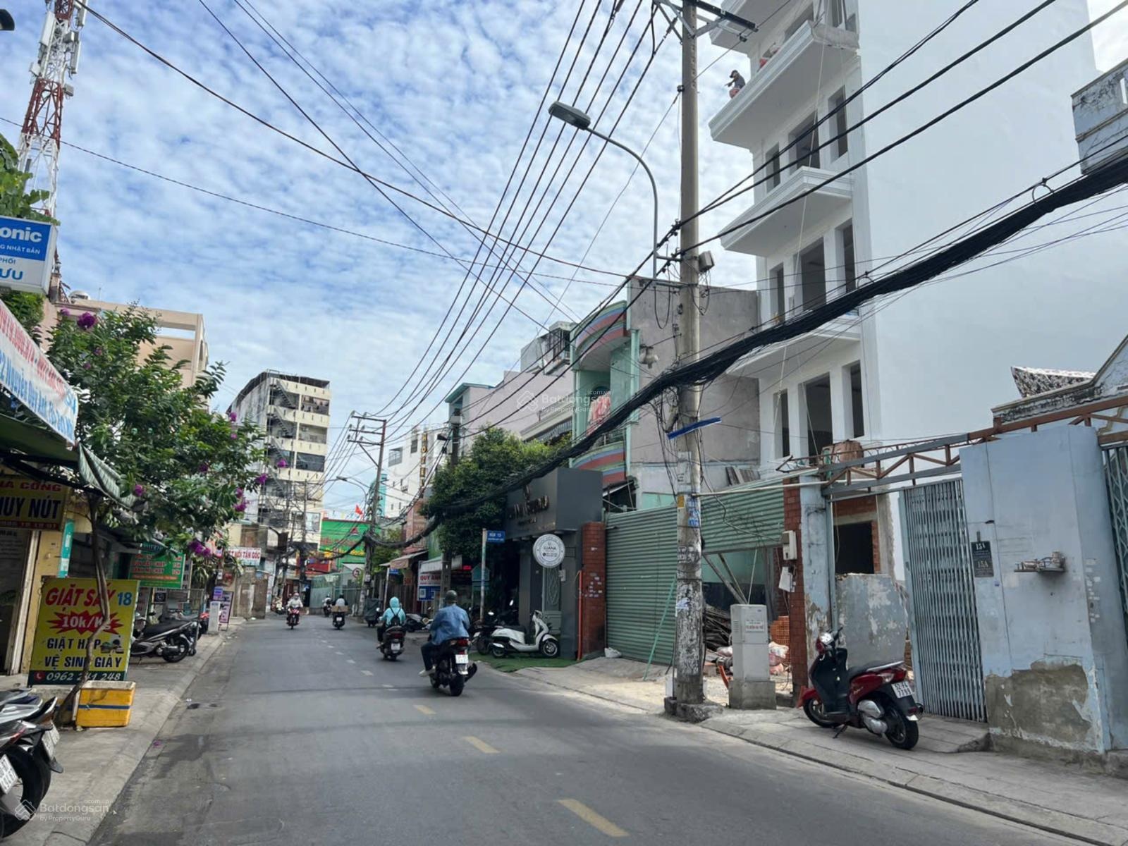 Nhà Mặt Tiền đường Nguyễn Quý Anh - Tân Phú,DT 4x14m đúc 3.5 tấm,giá siêu hot giảm 1 tỷ còn 9.5 tỷ